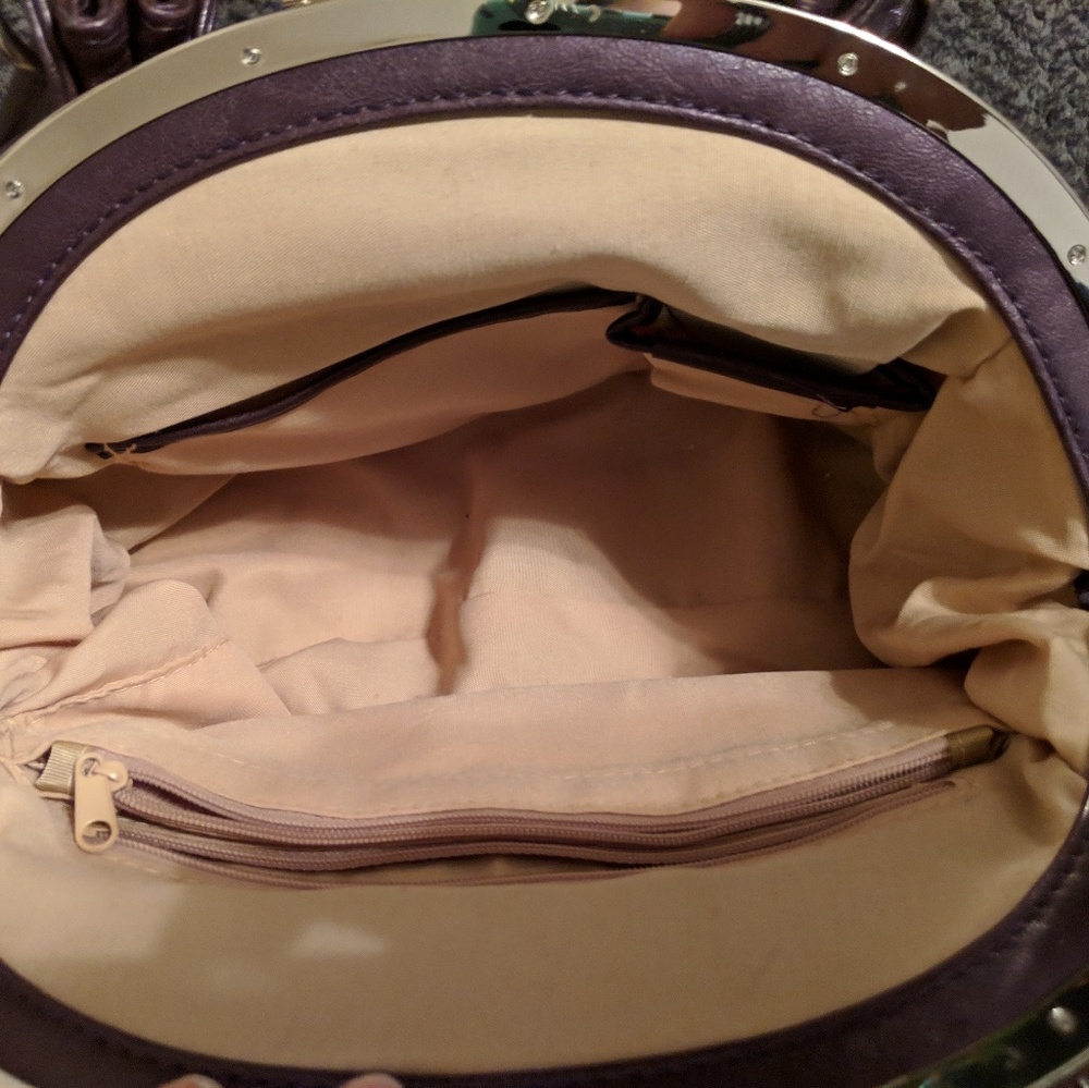 Purse - Picture 3 of 6